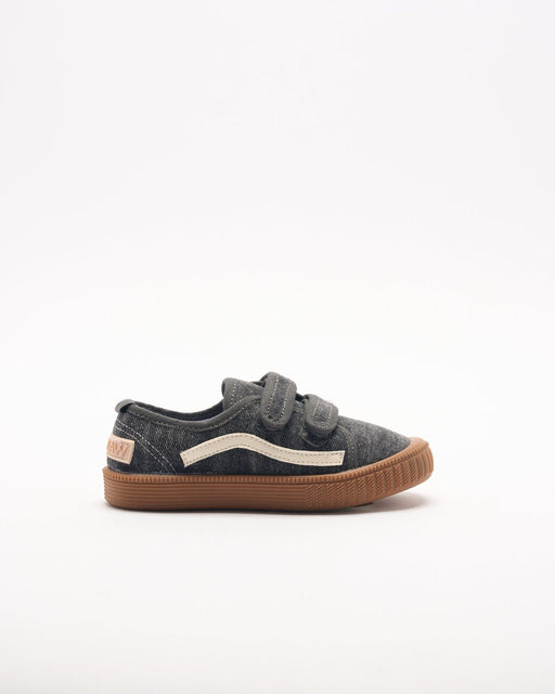 Walnut Ben Canvas