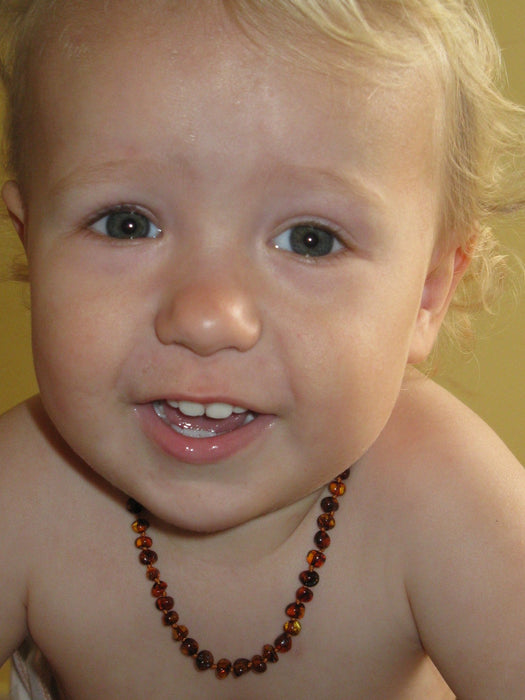 Baby amber hot sale necklace near me